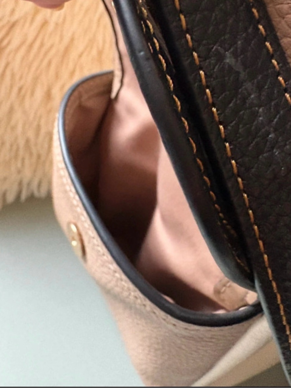 Coach Pebbled Leather Hobo in Blush with Black Trim - Picture 4 of 16